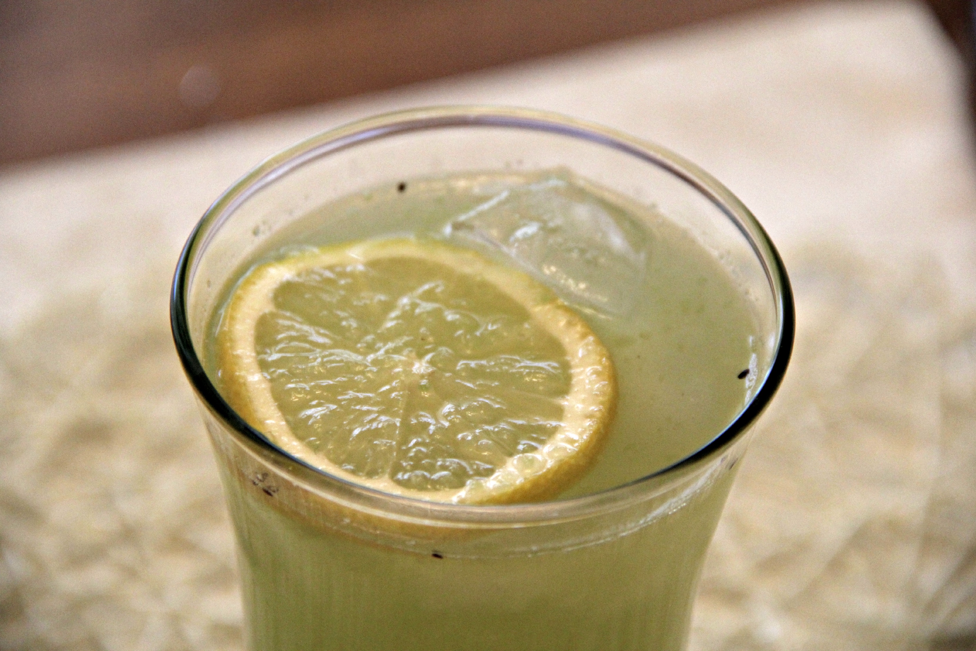 juice kiwi pineapple
