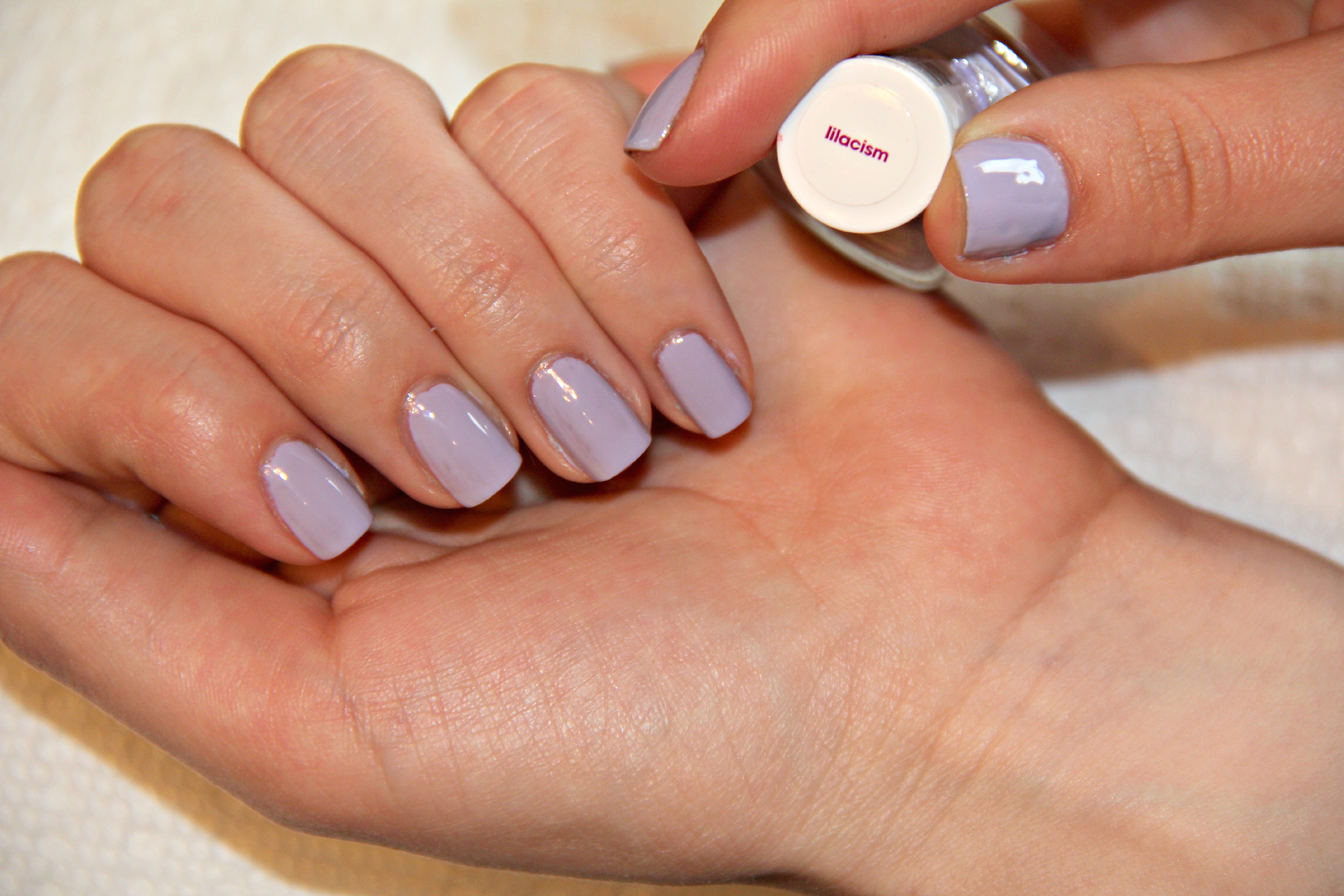 essie liliacism