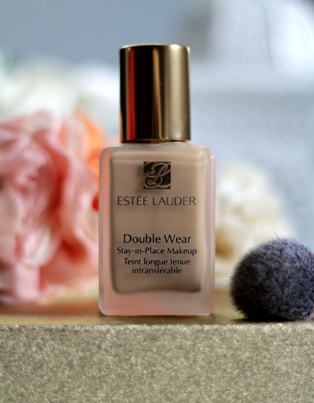 Estee Lauder Double Wear Foundation Review-Forgotten Hero