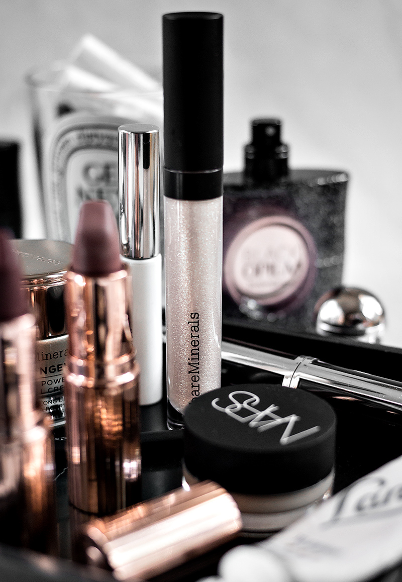 What's In My Makeup Bag: September - THIRTEEN THOUGHTS